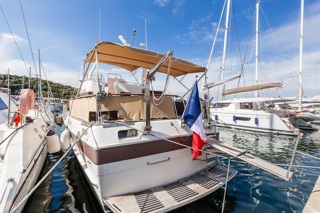 Les Yachts De Porto Vecchio - Le Philae Hotel Exterior photo